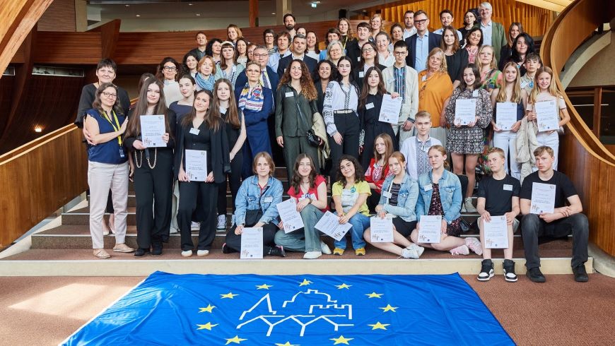 I giovani condividono il loro patrimonio culturale attraverso la creatività