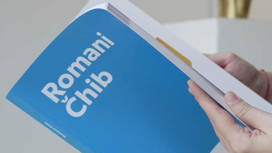 Bahtalo Internacionalno dive e Romane chibjako! Happy International Romani language day!