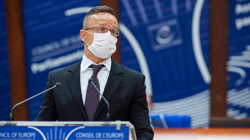Le ministre hongrois des Affaires étrangères présente les travaux du Comité des Ministres du Conseil de l’Europe