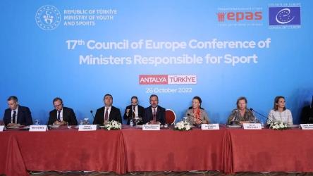 Le sport pour tous et Repenser le sport au cœur de la 17e Conférence des ministres responsables du sport à Antalya (Türkiye)