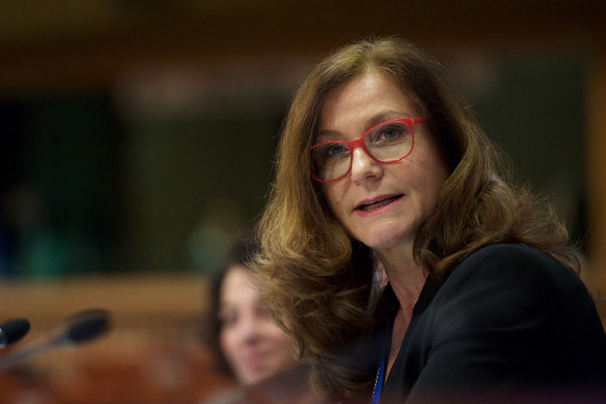 Gudrun Mosler-Törnström, première femme élue présidente du Congrès