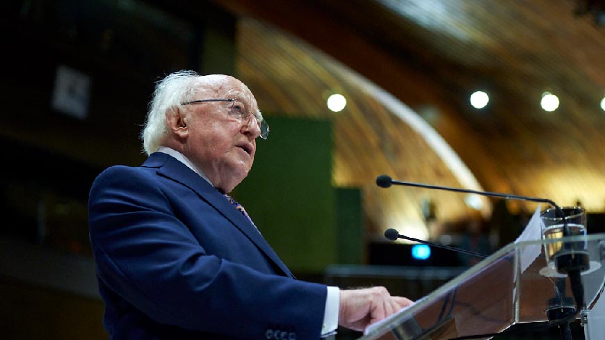 Irischer Präsident Higgins: Wir brauchen eine längerfristige Vision der Rolle des Europarates in einem Europa nach dem Konflikt