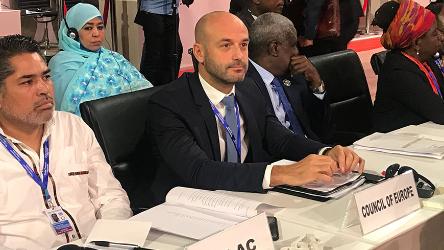 Спецпредставитель по вопросам миграции и делам беженцев поддерживает Глобальный договор ООН о миграции на конференции в Марокко