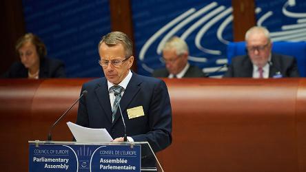Jürgen Ligi: Ministerkomitee und Parlamentarische Versammlung müssen eng zusammenarbeiten