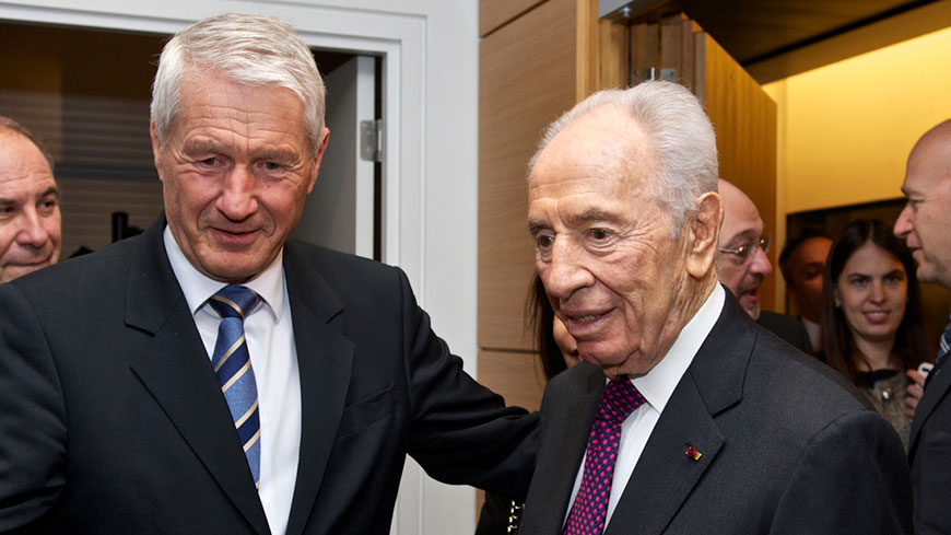Thorbjørn Jagland et Shimon Peres à Strasbourg en 2013