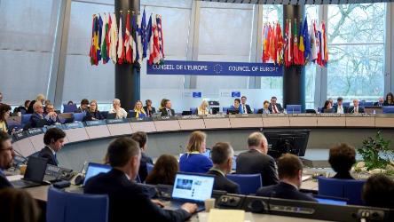 Il Comitato dei Ministri sottolinea l’urgente necessità di stabilire meccanismi di responsabilità e compensazione in risposta all'aggressione russa contro l'Ucraina