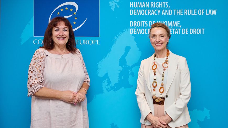 La Secrétaire Générale rencontre la vice-présidente de la Commission européenne chargée de la démocratie et la démographie