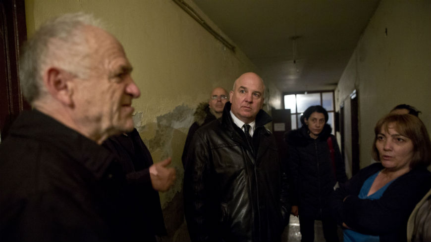 Concerns about migrant detention in Luxembourg and mission to Kosovo*