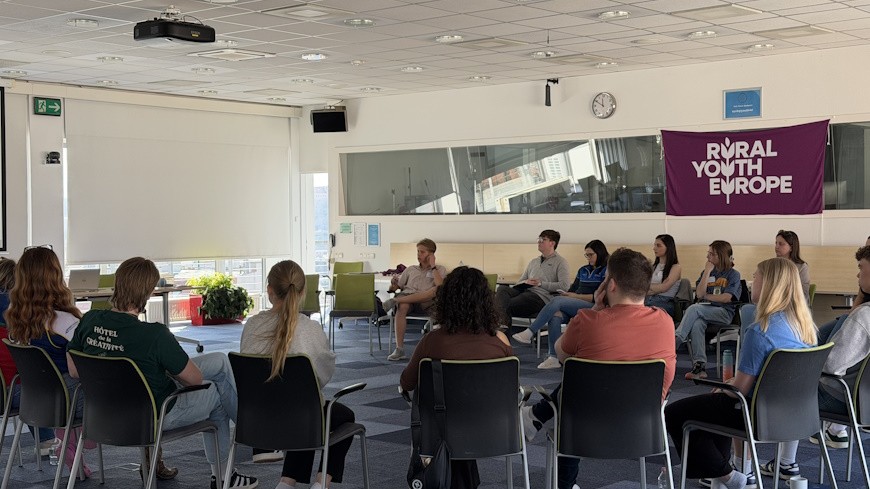 From Scroll to Action: Rural Youth Leaders Strengthen Media Literacy for Democratic Participation