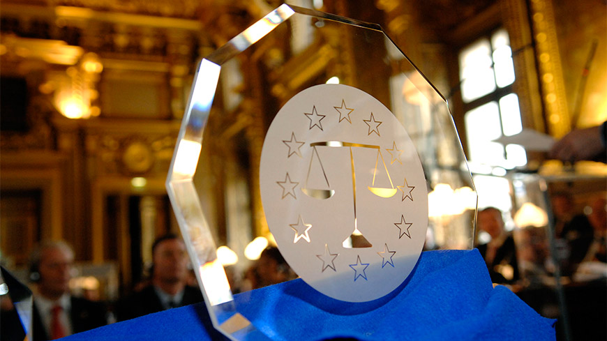 Preis „Kristallwaage der Justiz“: Ankündigung der Projekte der Finalrunde