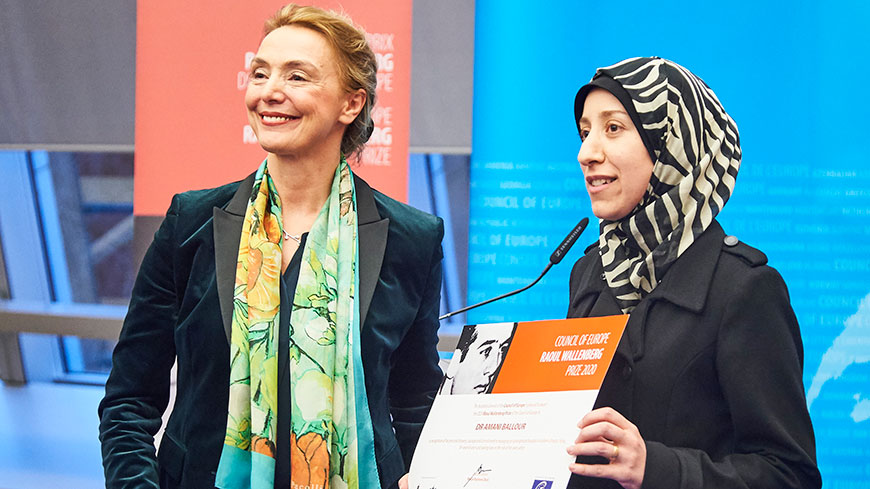 Премия имени Р. Валленберга присуждена сирийскому педиатру Амани Баллур, которая управляла подземной детской больницей