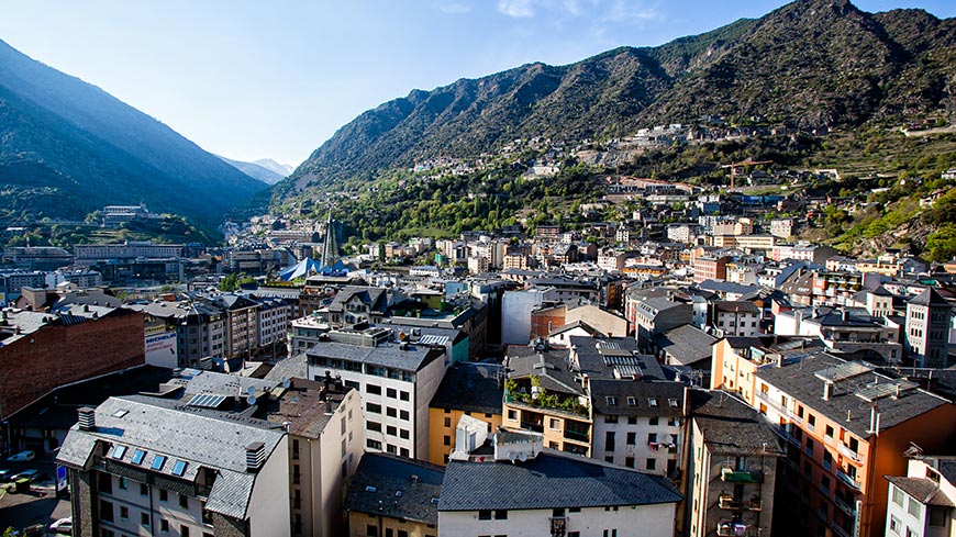 L'Andorre devrait lutter contre le racisme, la phobie LGBTI et élargir le droit de vote