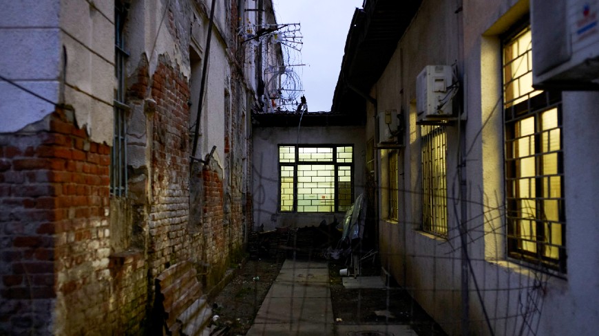Nordmazedonien: Akuter Raummangel in den Haftanstalten, Gefangenenmisshandlung und undurchsichtige Gefängnisverwaltung wie bereits in der Vergangenheit Anlass für Kritik durch das Antifolterkomitee des Europarates