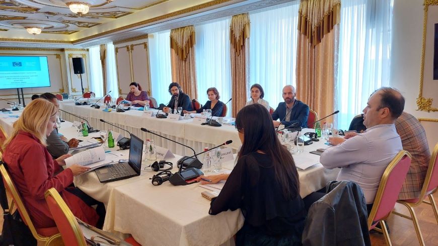 Discussing the modalities for improvement of the legal framework for registration and supervision of NPOs in Serbia with authorities and civil society