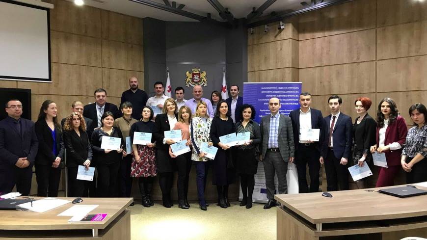 Handover Ceremony of the HELP certificates