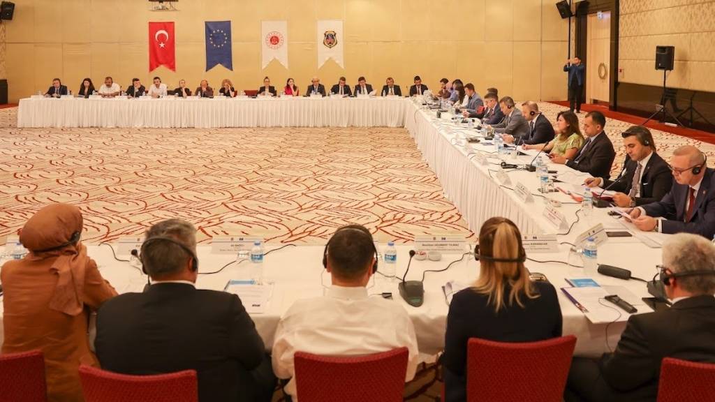 Meeting to finalise Policy documents on disciplinary sanctions and reward practices for prisoners