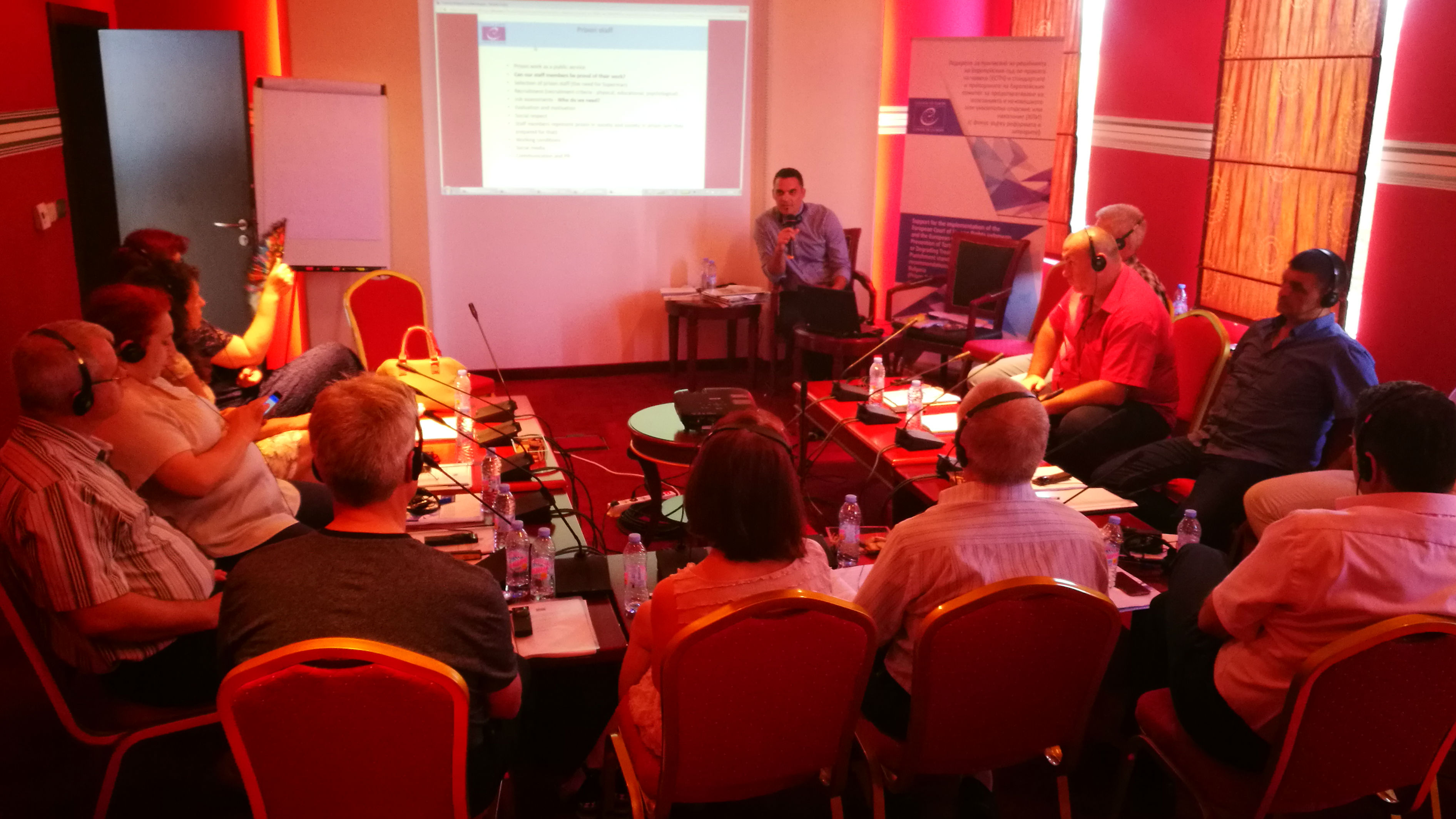 Two training sessions for prison managers on combating ill-treatment, inter-prisoner violence and corruption in Bulgarian prisons