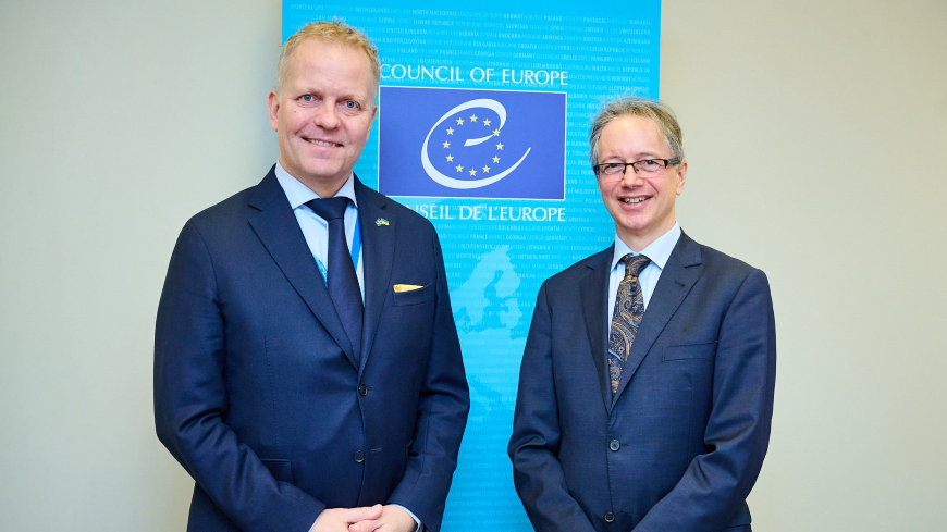 From left to right, Swedish Ambassador Mårten Ehnberg ; Mr Claus Neukirch, Director of Programme Co-ordination (Council of Europe).