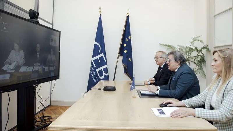 La CEB et l’Ukraine signent un accord de prêt de 50 millions d’euros pour fournir des logements aux personnes déplacées