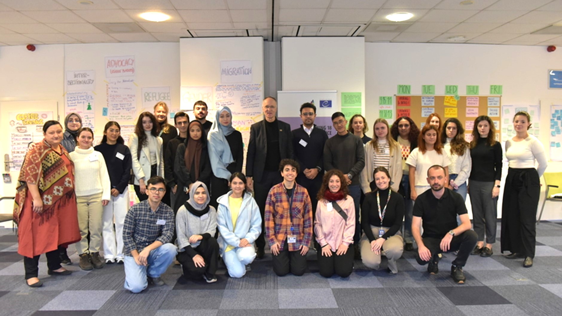 Young Migrant and Refugee Women: What&nbsp; access to rights and services?