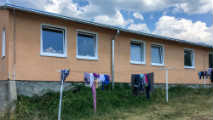 Reception and accommodation of refugee and migrant children