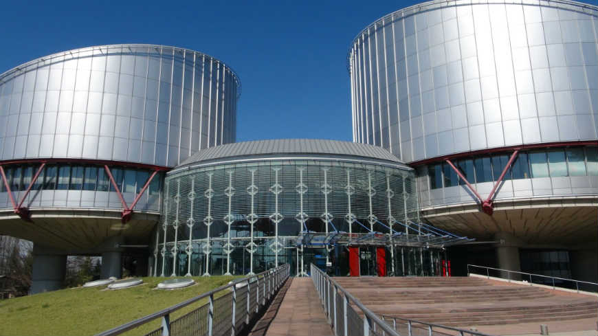 Failure to grant a residence permit in Sweden complied with the right to respect for family life