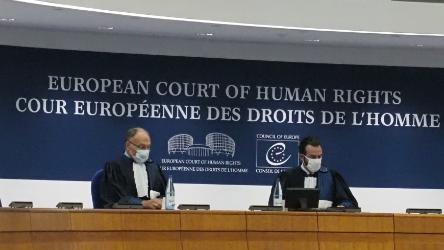 Violation of the Convention in the procedure to remove two Pakistani nationals from Romania