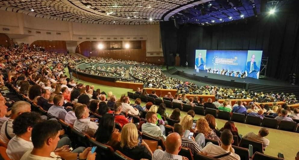 L'éducation aux compétences démocratiques discutée lors d'un congrès national à Tirana