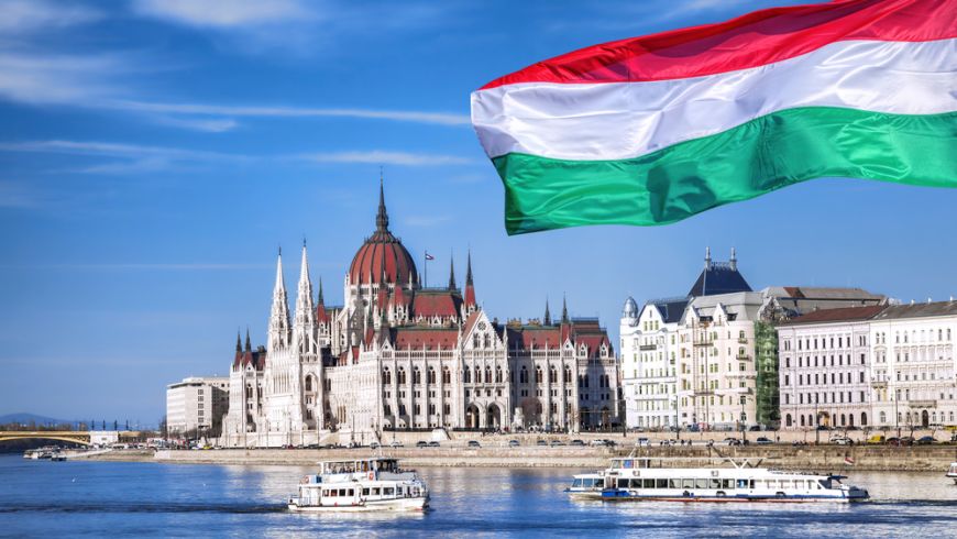 Le CM adopte rapport sur la Hongrie