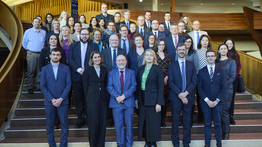 Approbation du projet de convention pour la protection de la profession d'avocat et autres résultats de la 103e réunion plénière du CDCJ