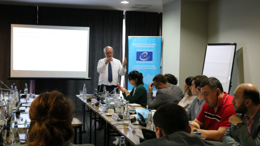 Presenting assessment report © CoE
