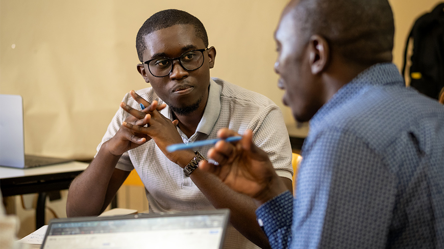 Applications for the HEY online training course on Media and Information Literacy