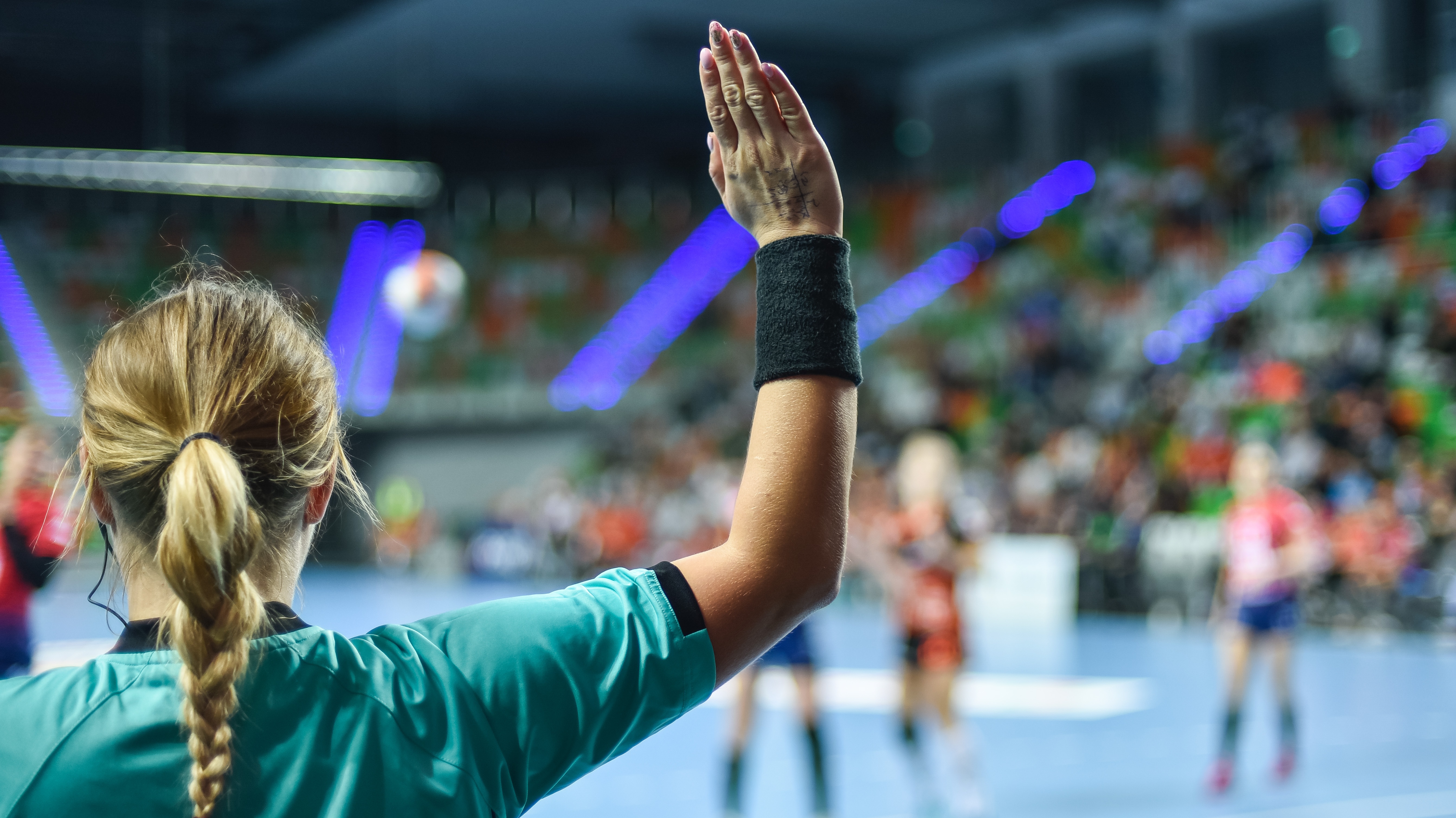 Table ronde de l’APES sur l'égalité de genre dans l'arbitrage sportif