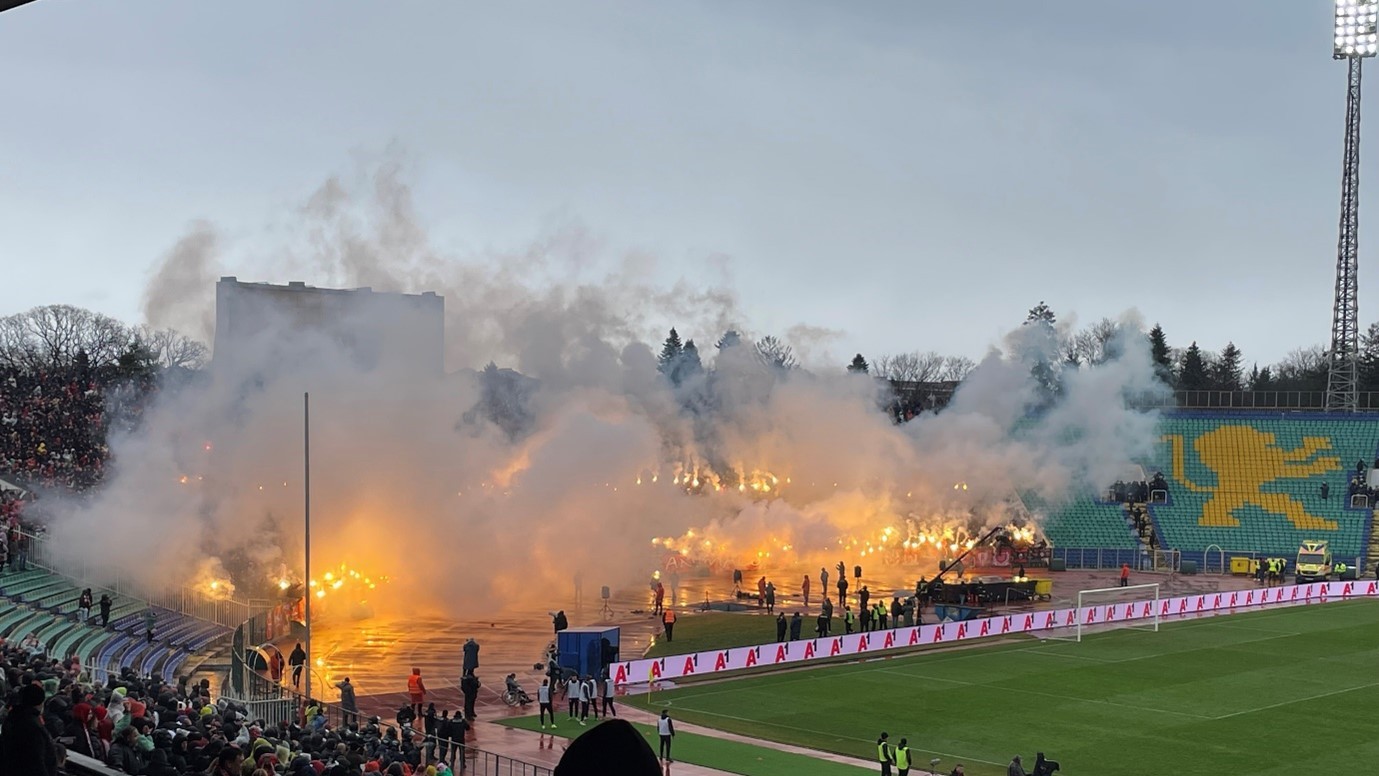 New recommendation on the possession and use of pyrotechnics at sports events