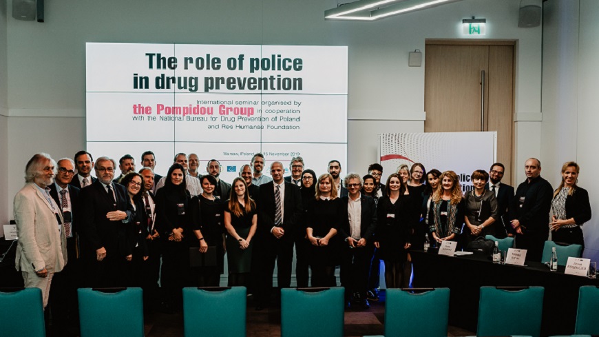 Police officers from 19 countries discuss the role of police in drug prevention