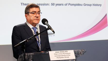Le Président du Groupe Pompidou présente au Comité des Ministres le statut révisé du Groupe et les faits marquants du 50e anniversaire