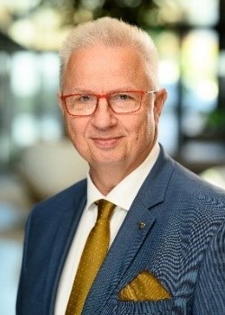 László TRÓCSÁNYI