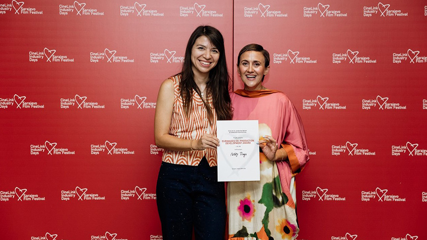 Emilija Gašić (left) and Dragana Jovović with their Eurimages Co-Production Development Award for Wolf Days (© Sarajevo Film Festival)