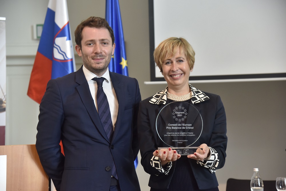Simplified hospital complaints procedure for victims of domestic violence: French Ministry of Justice wins the Council of Europe Crystal Scales of Justice Prize