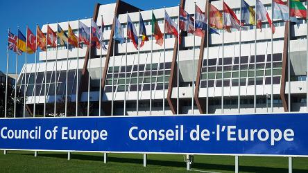 La Commission contre le racisme du Conseil de l’Europe publie ses conclusions sur la Finlande, l’Irlande, les Pays-Bas, la Roumanie et la Slovénie