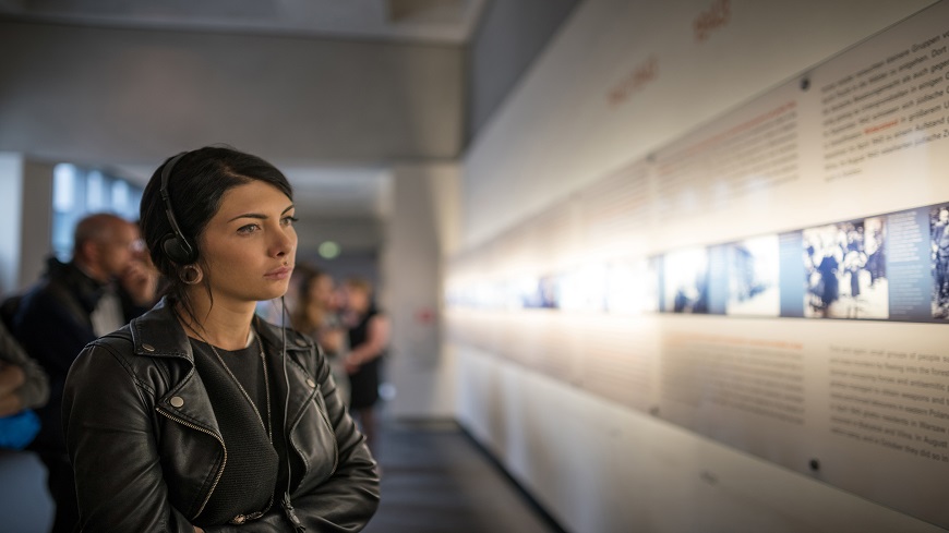 Remembering the Holocaust by rejecting denial and distortion