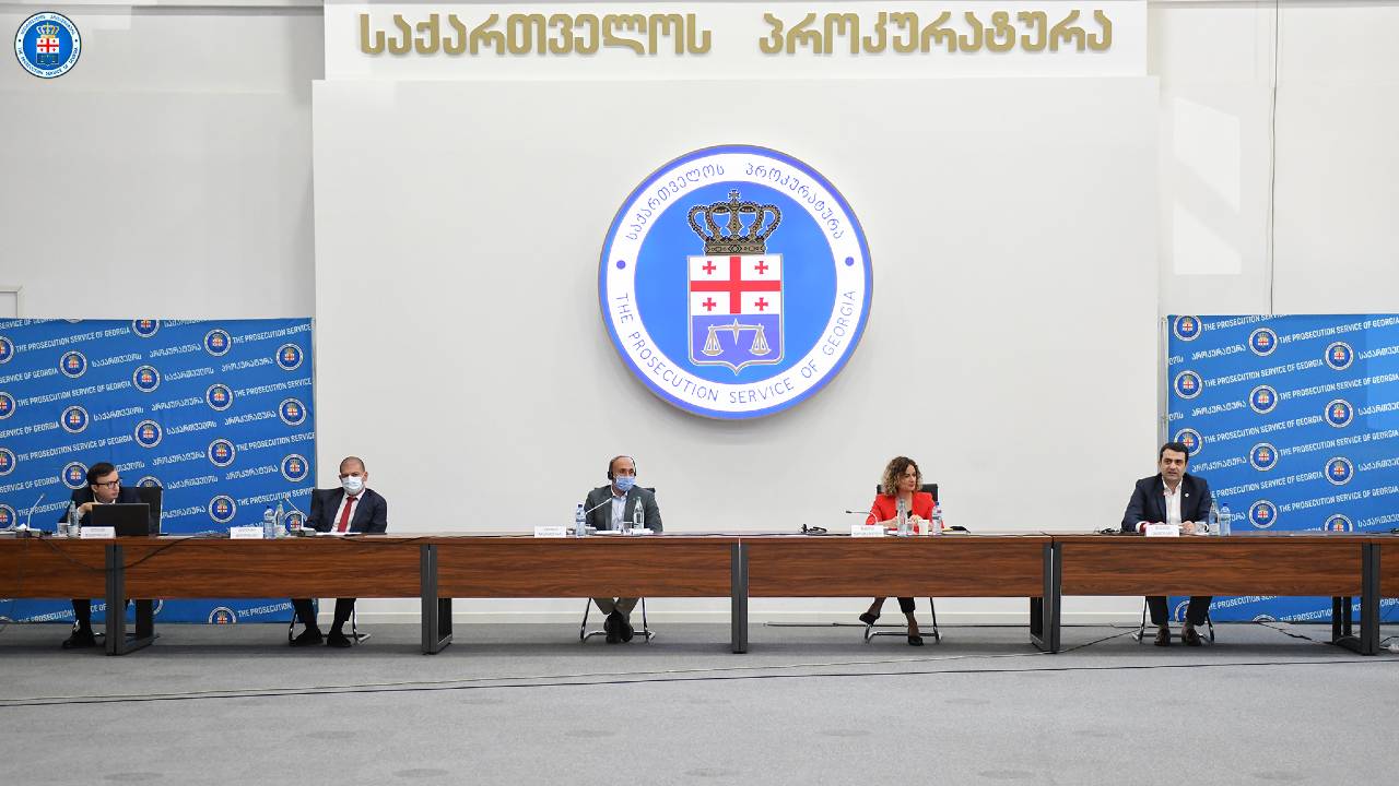 Judges, prosecutors and lawyers discuss practice and law in respect of application pre-trial measures in line with European Convention on Human Rights