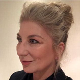 Mme Pam DIXON