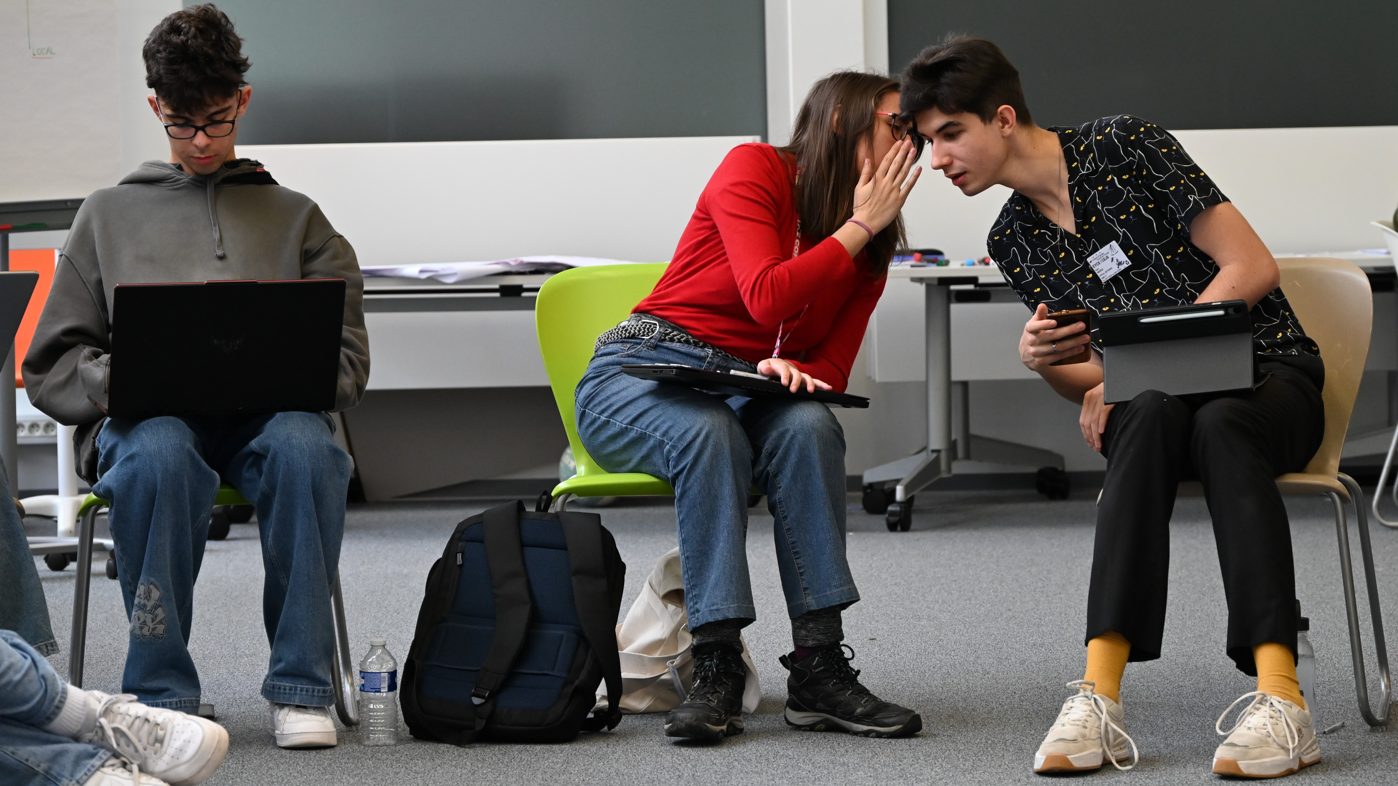 Le service d'assistance numérique du FEJ se poursuit en juin!
