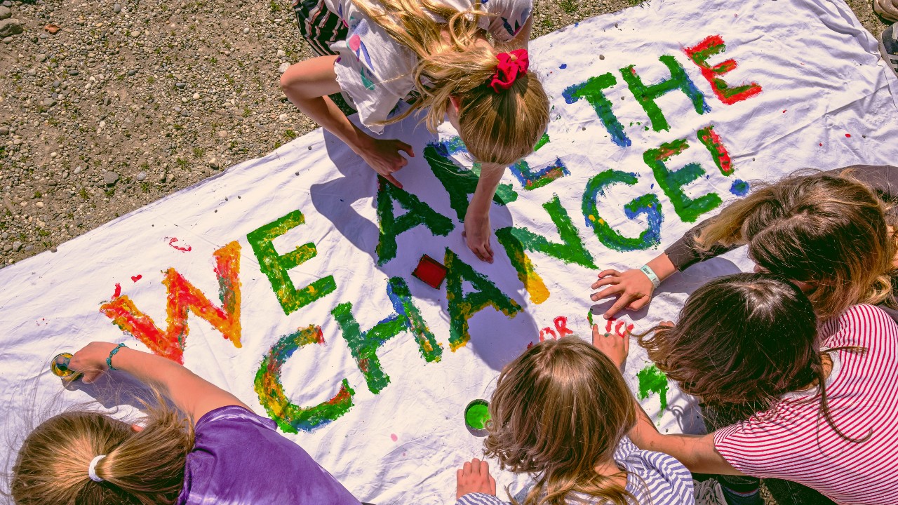 Special call to support projects within the 2022 youth campaign "Democracy Here. Democracy Now"