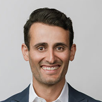 Ali Al-Jaberi - maître de cérémonie et modérateur