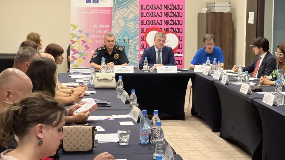 Montenegro police visiting peers in Bosnia and Herzegovina ahead of 2022 Sarajevo pride