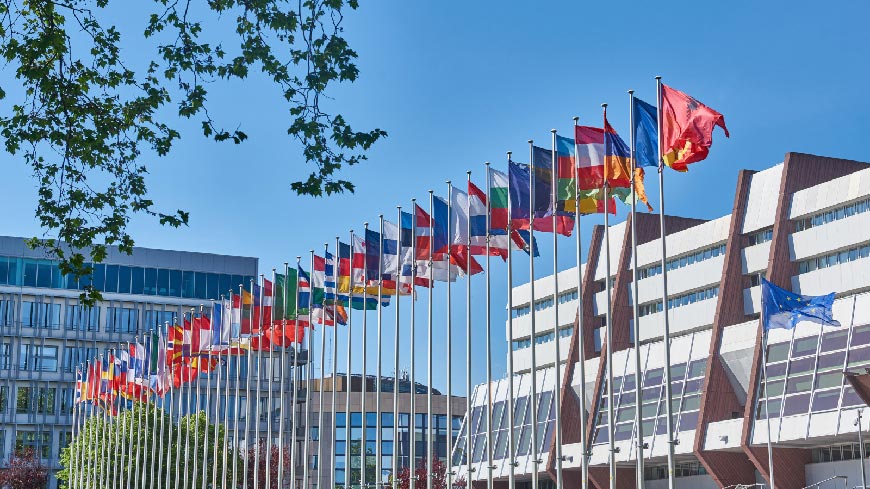 Secretary General calls for action against democratic backsliding in annual report