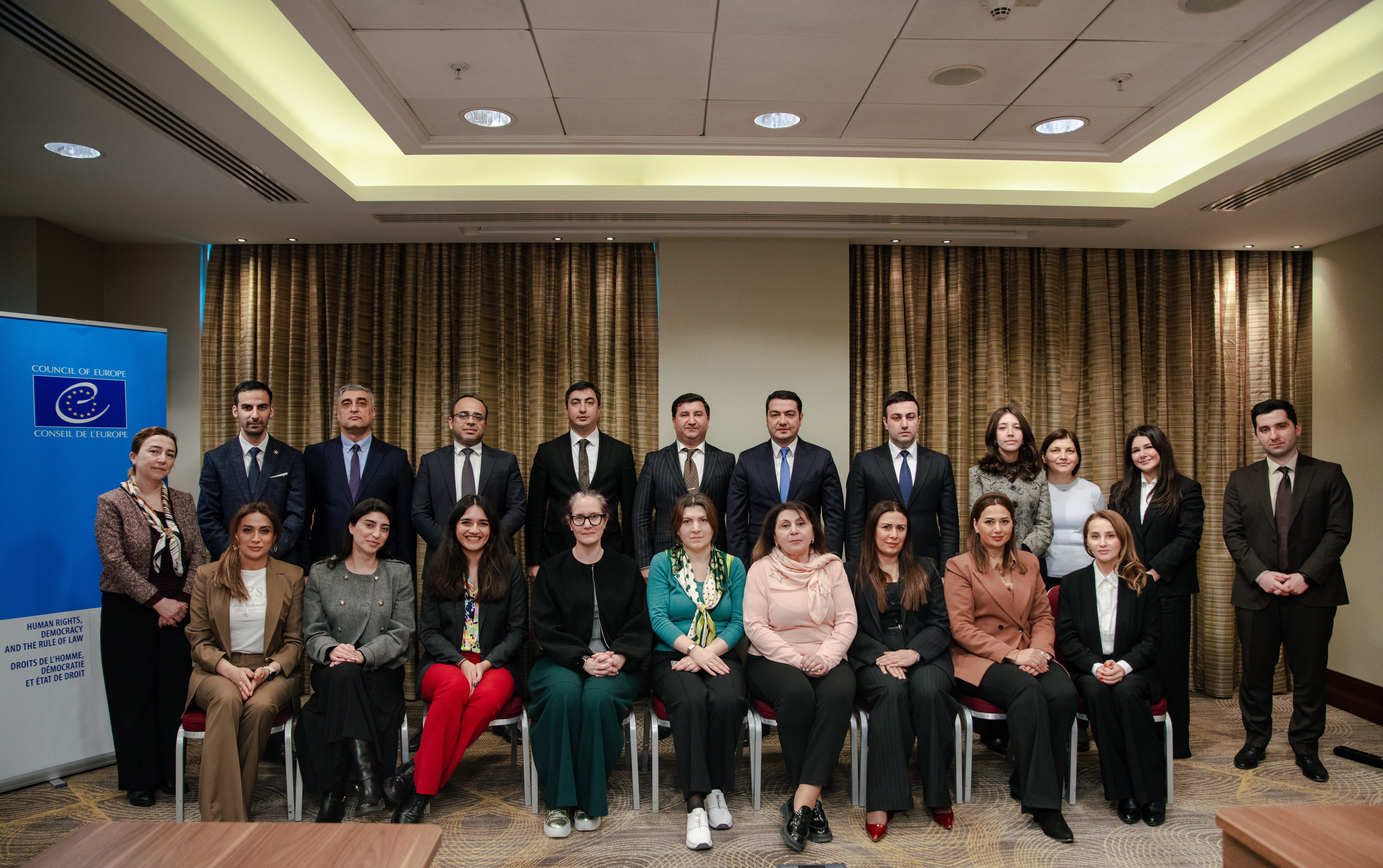 Azərbaycanda  “Uşaqların onlayn cinsi istismarı və sui-istifadəsinin qarşısının alınması və belə hallarla mübarizə” mövzusunda təlimçilərin təlimi keçirilib