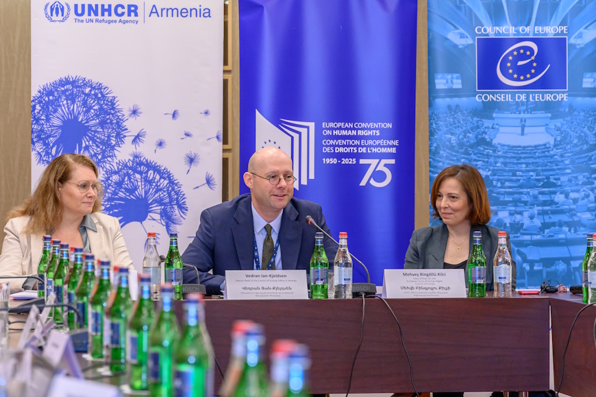 Եվրոպայի խորհրդի և ՄԱԿ-ի Փախստականների հարցերով գերագույն հանձնակատարի գրասենյակի կողմից կազմակերպված համատեղ աշխատաժողովը զարգացնում է Հայաստանում իրավաբանների կարողությունները 39-րդ կանոնի վերաբերյալ. Տեղահանման և միգրացիայի համատեքստում խոցելի իրավիճակներում գտնվող անձանց պաշտպանության իրավական երաշխիքների վերաբերյալ իրազեկվածության բարձրացում